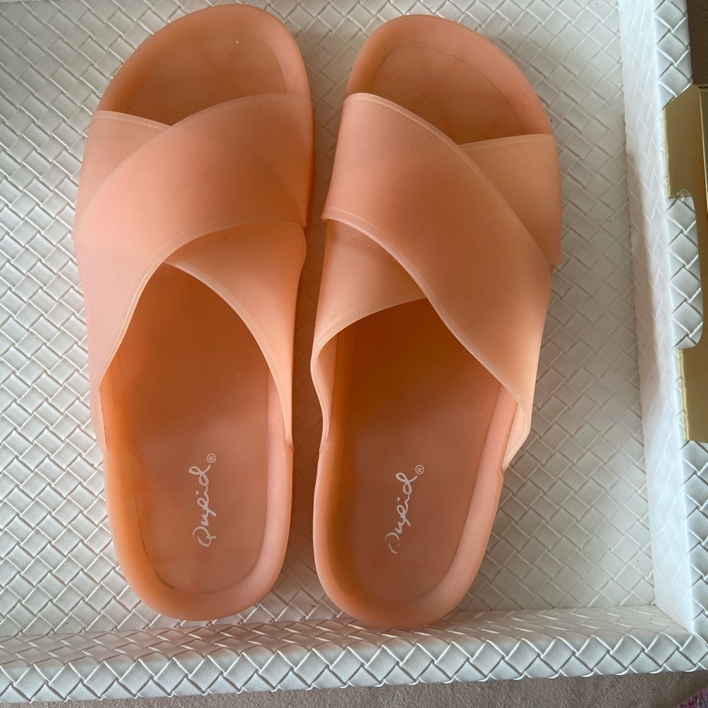 Qupid Peach Cross-Band Slide Sandals